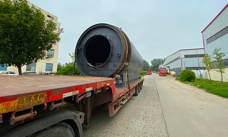 小型廢橡膠煉油設(shè)備哪個廠家比較專業(yè)，多少錢一臺